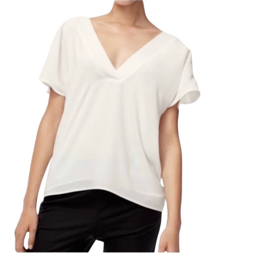 Babaton deep v-neck semi cropped flowy blouse size XS excellent condition